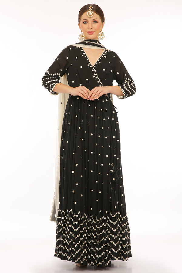 Black Zig-zag Angrakha with Off White Dupatta